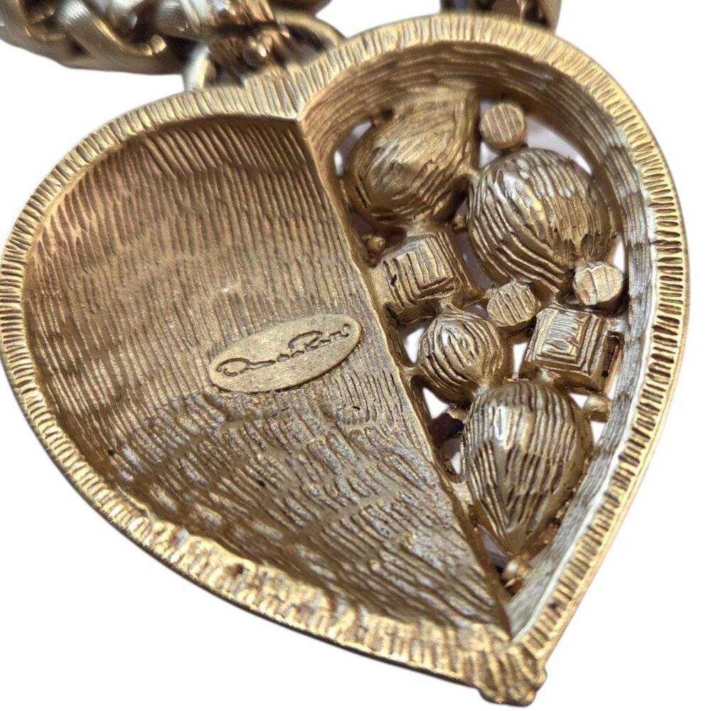 OSCAR de LA RENTA Chunky Crystal Heart 36" Wheat Chain Toggle Statement Necklace - Picture 5 of 6